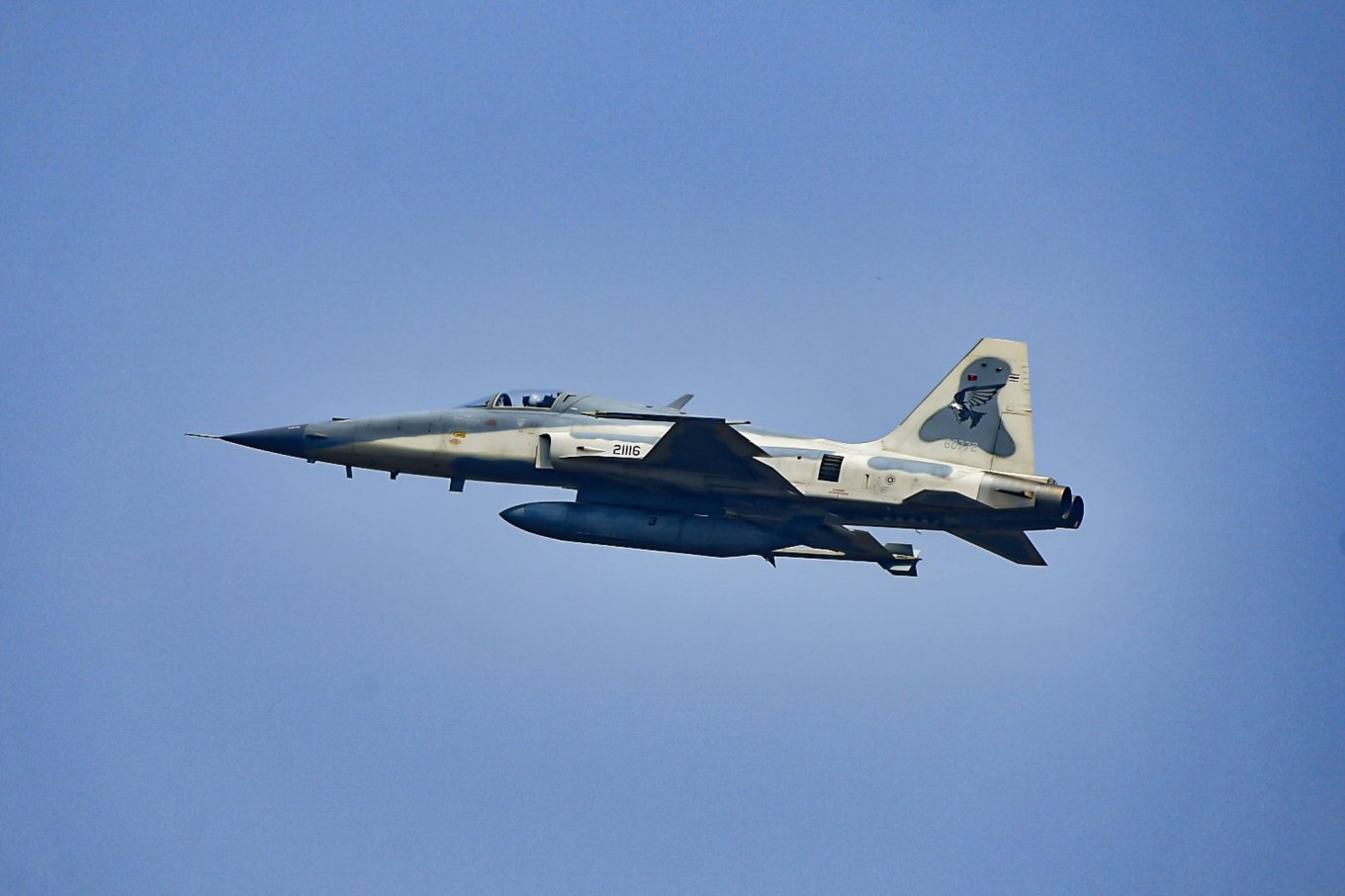 F-5