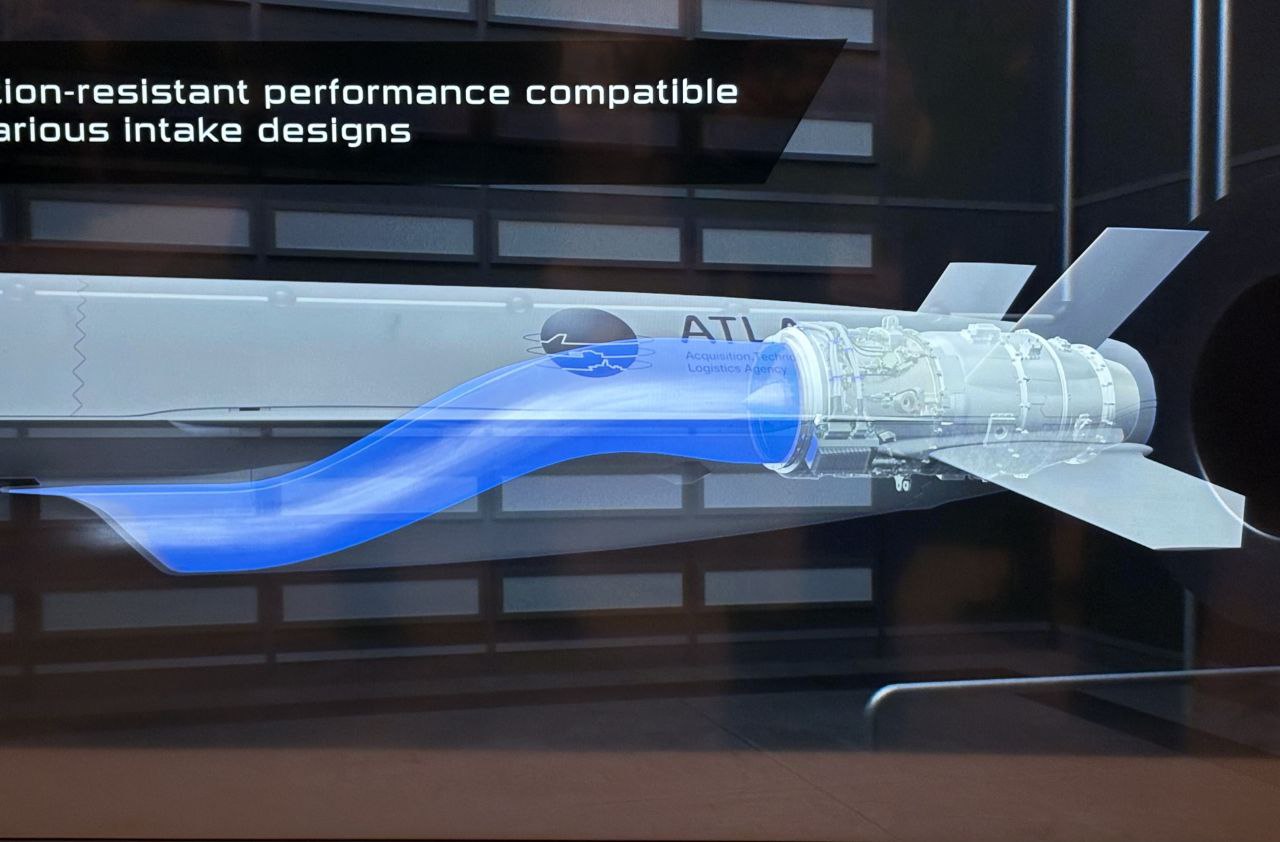 Демонстрація роботи повітрозабірника на крилатій ракеті