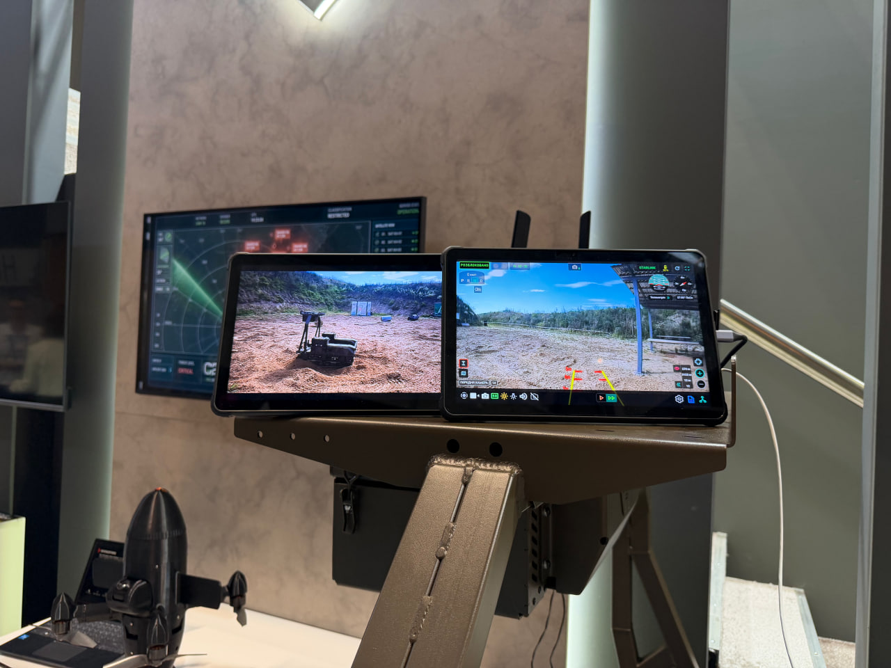Пульт керування НРК NUMO на виставці Eurosatory 2026