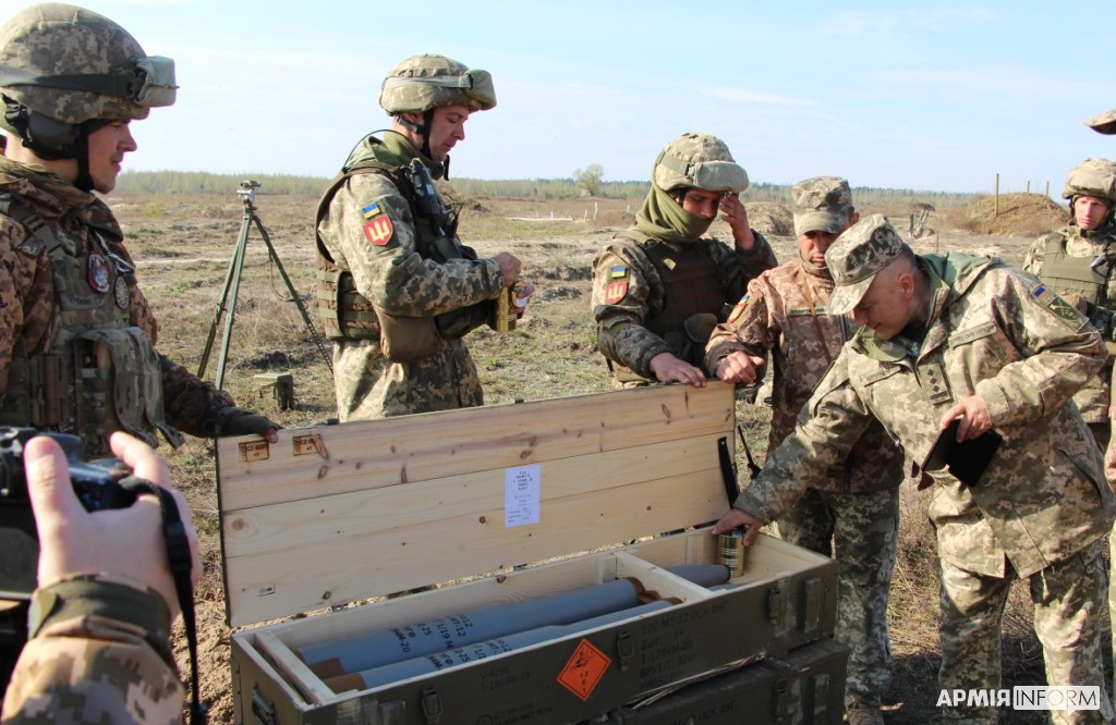 Міністерство оборони Чехії надасть Україні артилерійські боєприпаси, Defense Express
