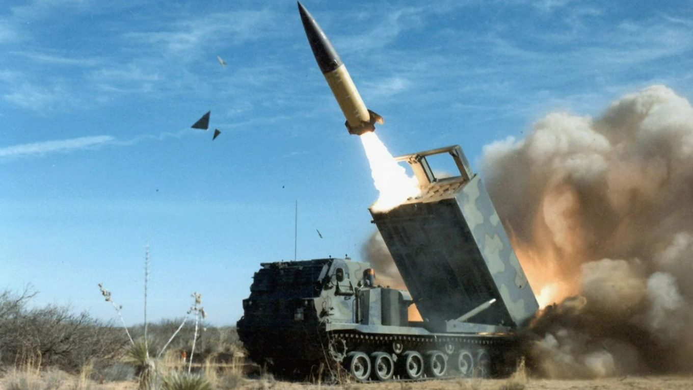 ATACMS застосовується з M270 та HIMARS