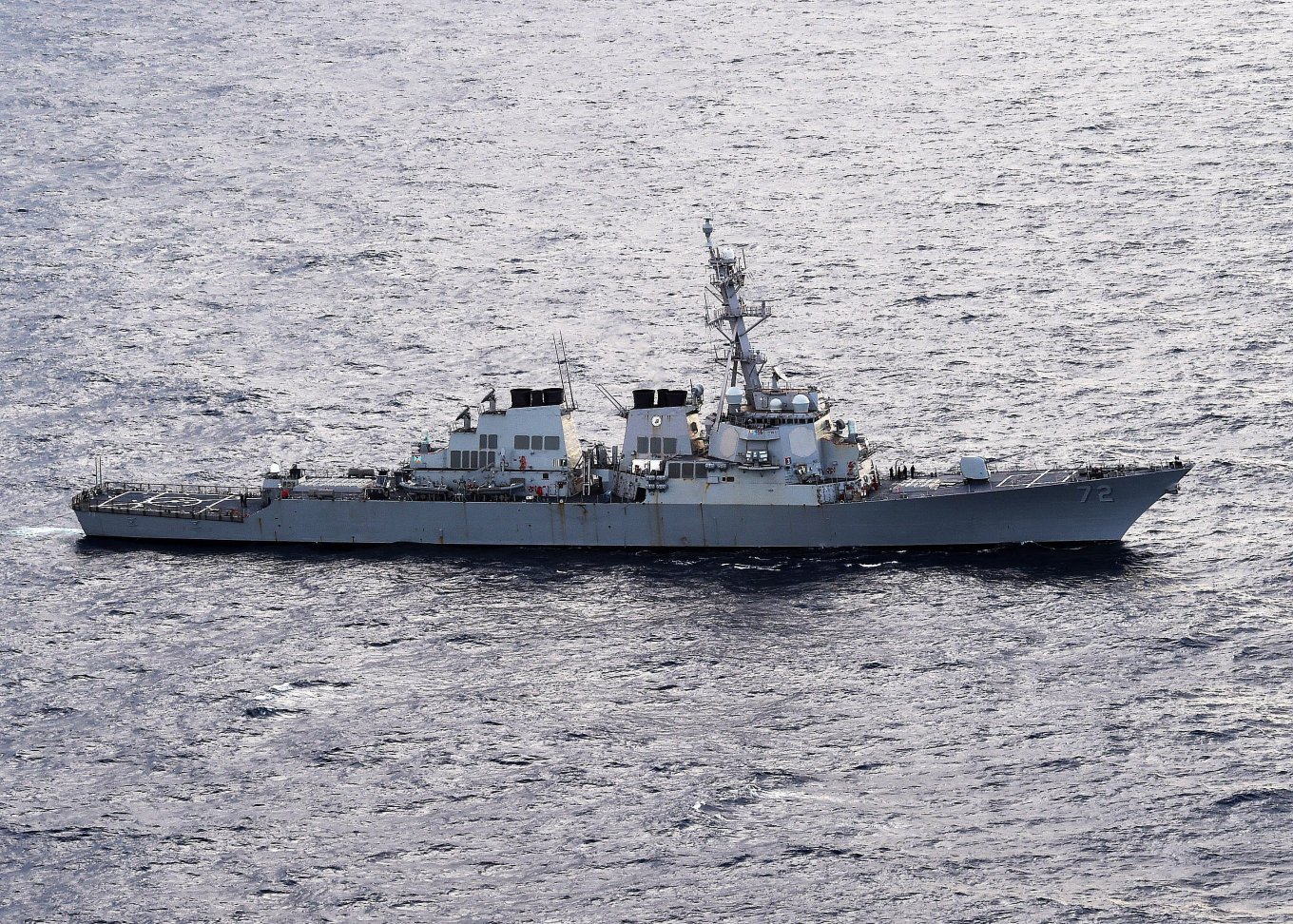 USS Mahan (DDG-72) Arleigh Burke