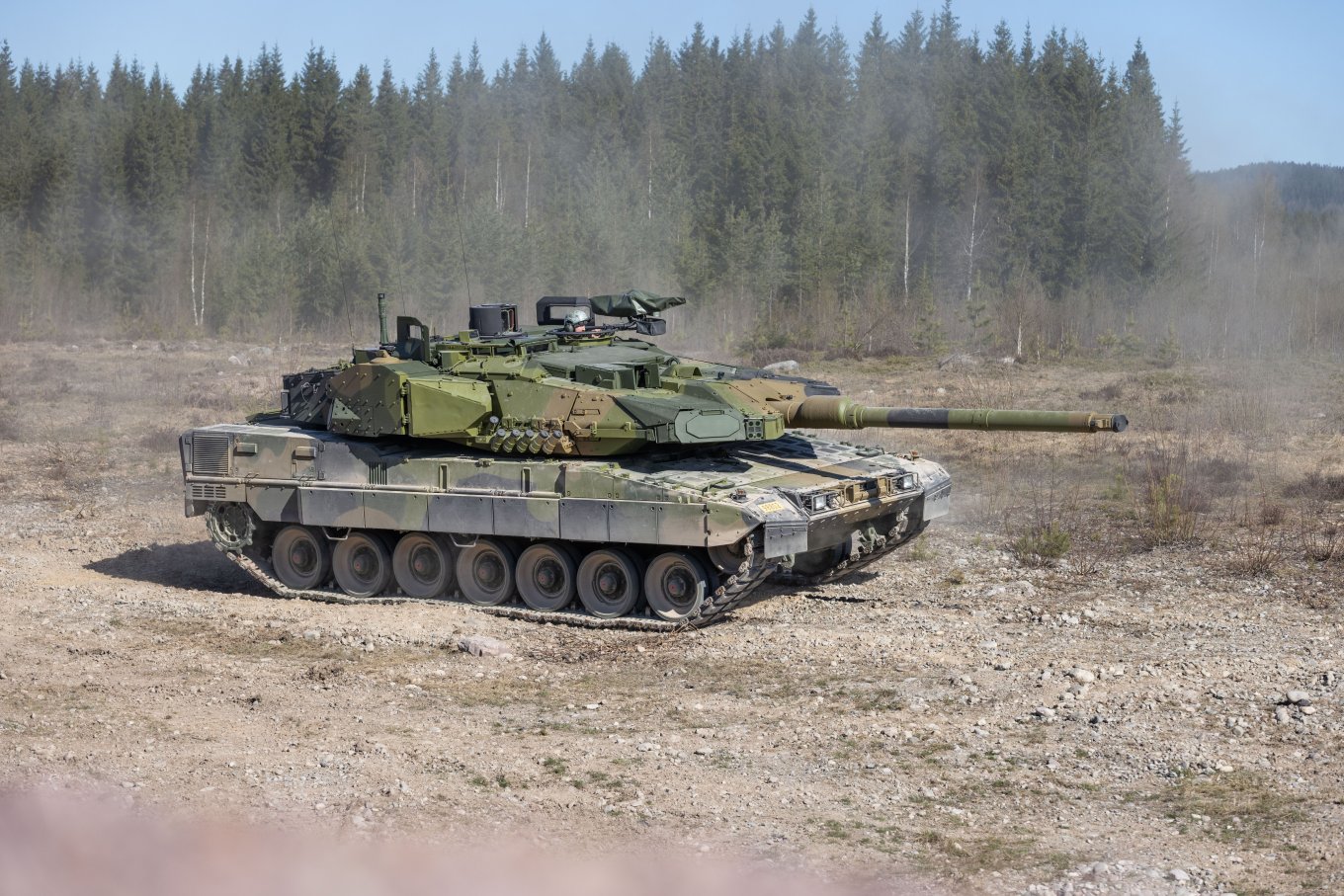 Танк Leopard 2A8NO