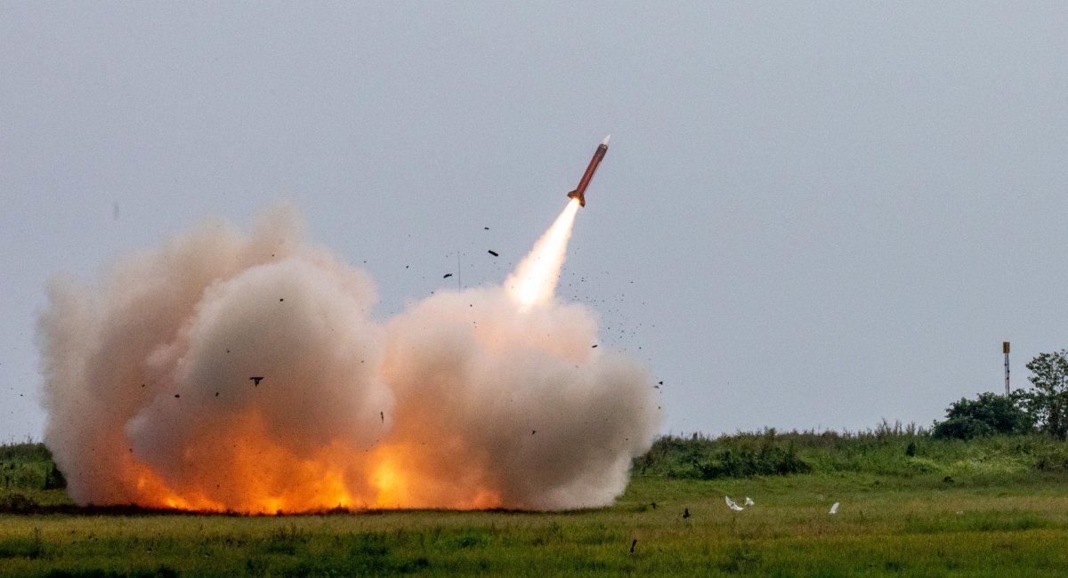 Запуск зенітної ракети PAC-2 GEM-T з ЗРК Patriot