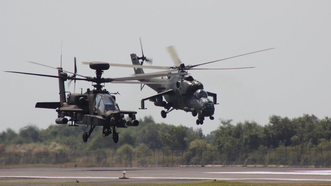 AH-64 Apache Ми-24