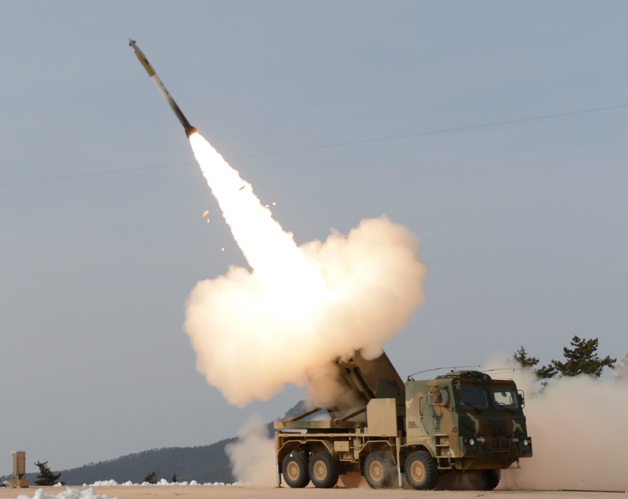 Пуск ракети з РСЗВ K239 Chunmoo