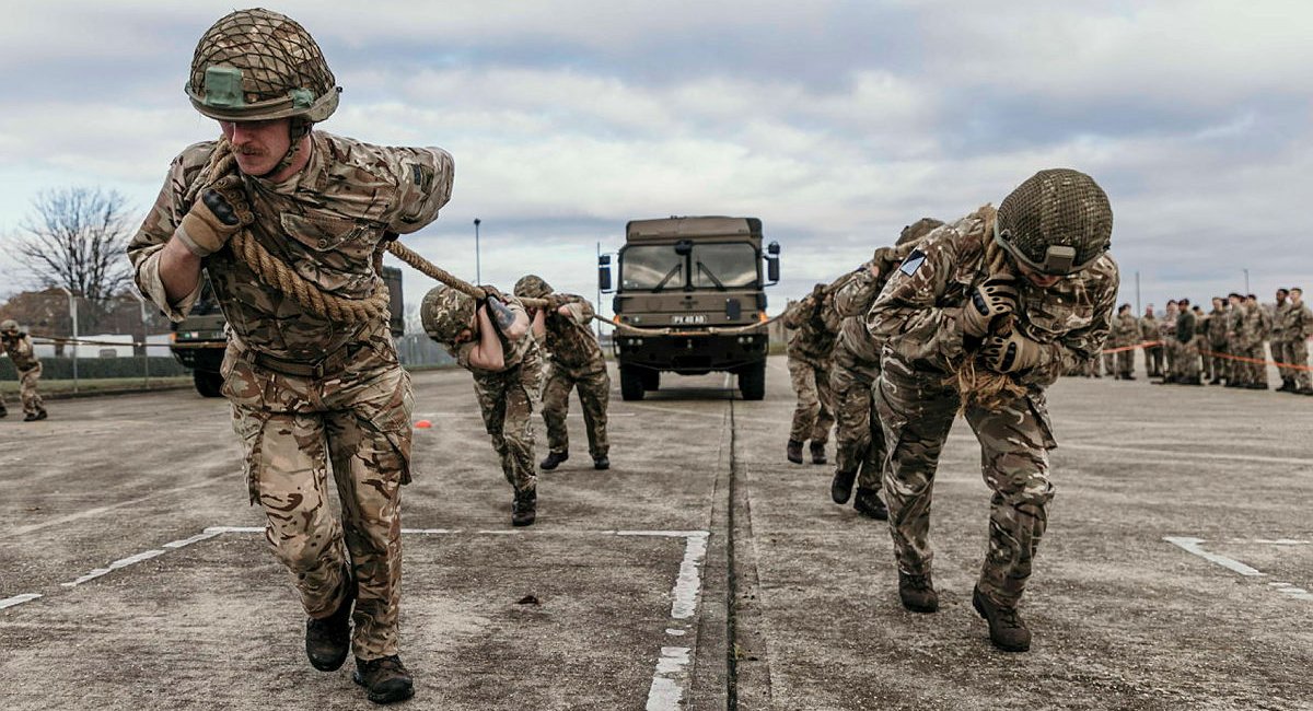 Вантажівка MAN HX британської армії під час змагань між військовими
