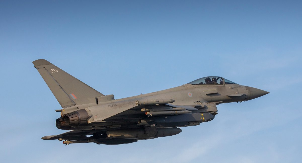 Британський Typhoon зараз озброєний крилатою ракетою Storm Shadow із дальністю стрільби до 250 кілометрів