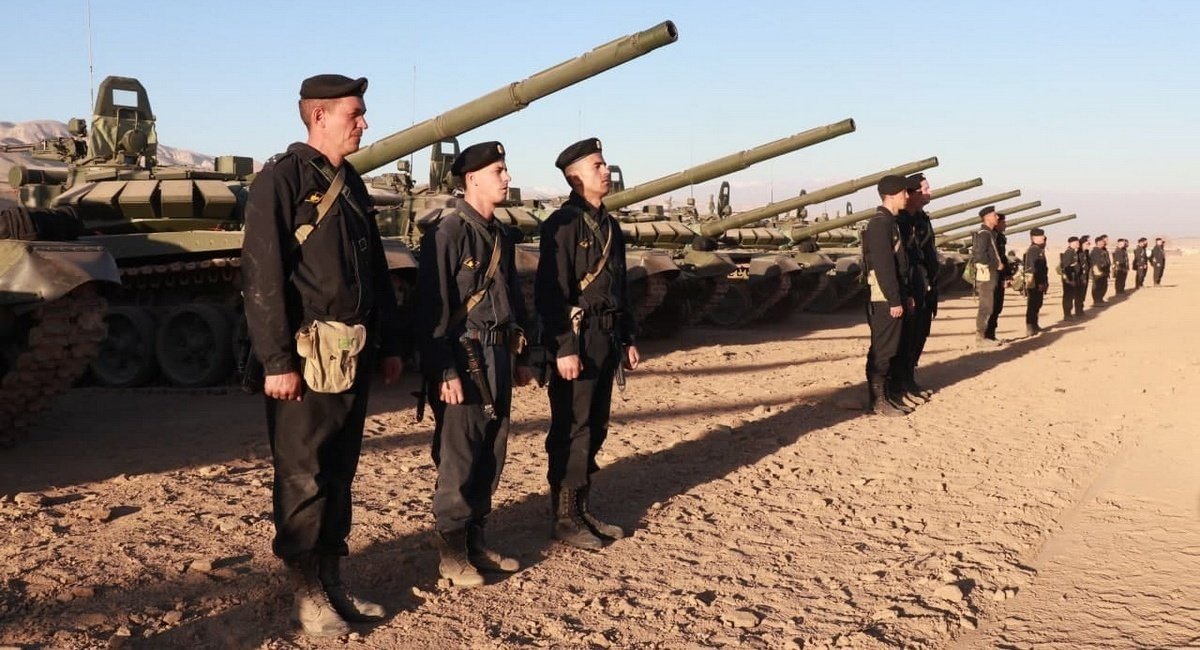 Танки армії РФ, ілюстративне фото довоєнних часів