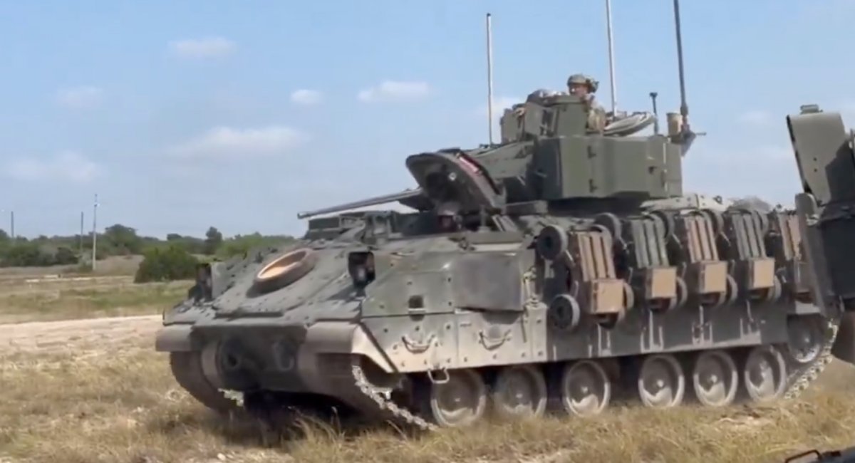 Вже була "броня з очима", а тепер на черзі БМП Bradley одразу з п’ятьма НРК, що із цього може вийти