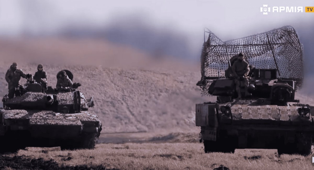 Cv90 та M2 Bradley, скріншот з відео АрміяTV