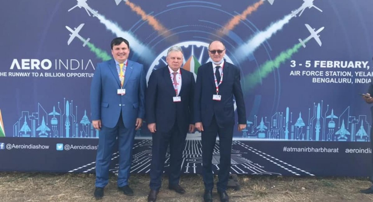 Андрій Таран очолив українську делегацію на виставці Aero India-2021, що відкрилась сьогодні у Бангалорі / Фото: Фейсбук-аккаунт Юрія Гусеєваа