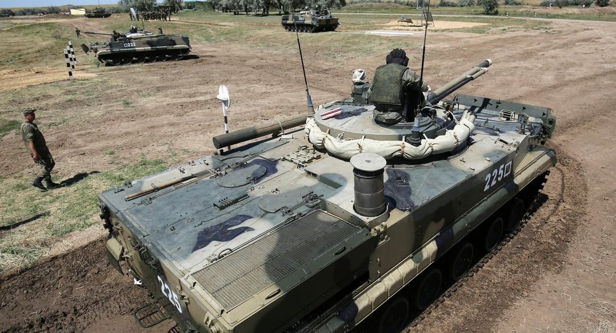 Рашистські БМП-3, ілюстративне фото довоєнних часів