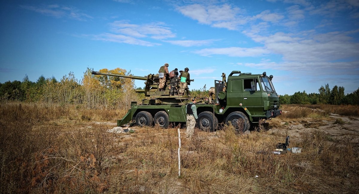 "Ган-трак" із КС-19 на шасі вантажівки Tatra, осінь 2023 року, фото – 241 бригада територіальної оборони