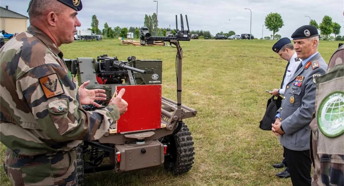 НРК Aurochs 4x4 з FN DEFNDER. Фото - French STAT