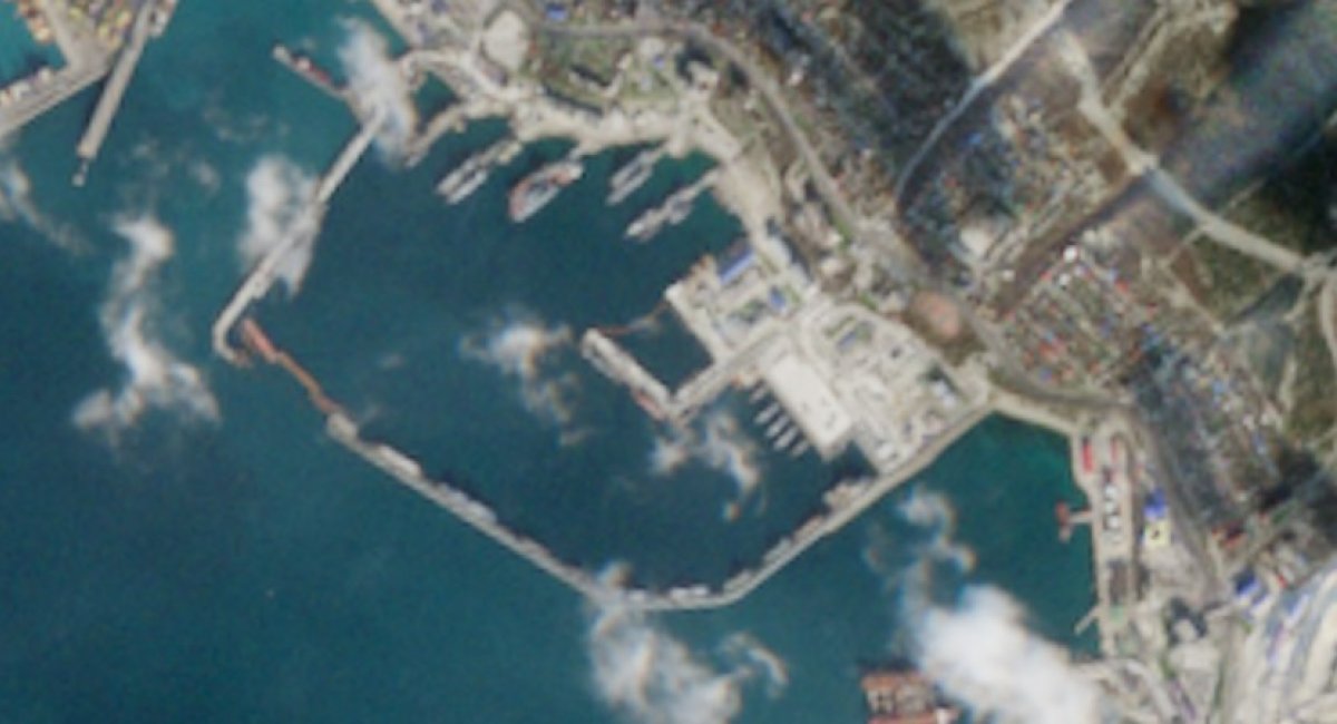 Супутниковий знімок порту Новоросійськ за 25 грудня. Фото - Sentinel Hub