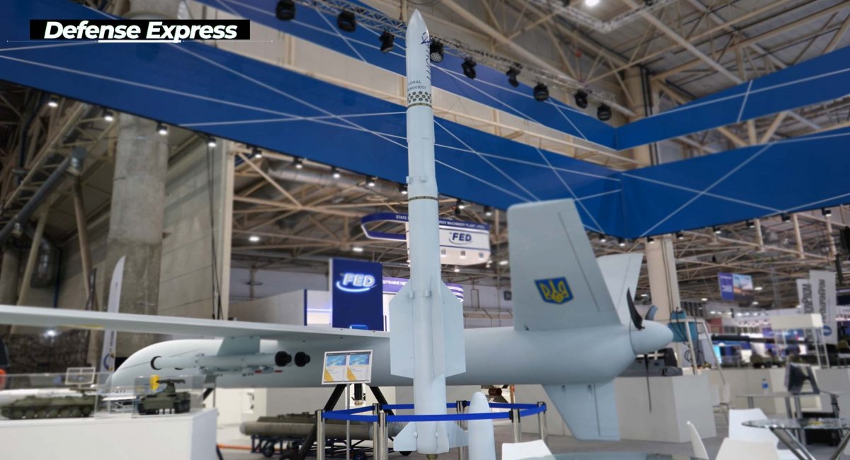Українська уніфікована модульна ракета "Корал" від ДККБ "Луч" на виставці "Зброя та Безпека-2021"