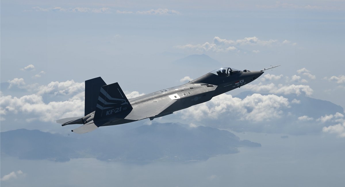 ОАЕ, яким США не продали F-35, почали приглядатись до корейського KF-21 і це попри закуплені 80 Rafale