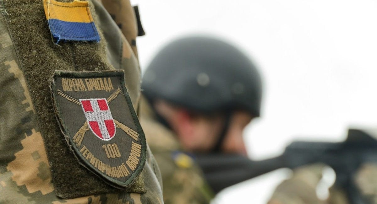 З 1 січня 2022 року набули чинності закони "Про основи національного спротиву" та зміни до Закону "Про чисельність Збройних Сил України"