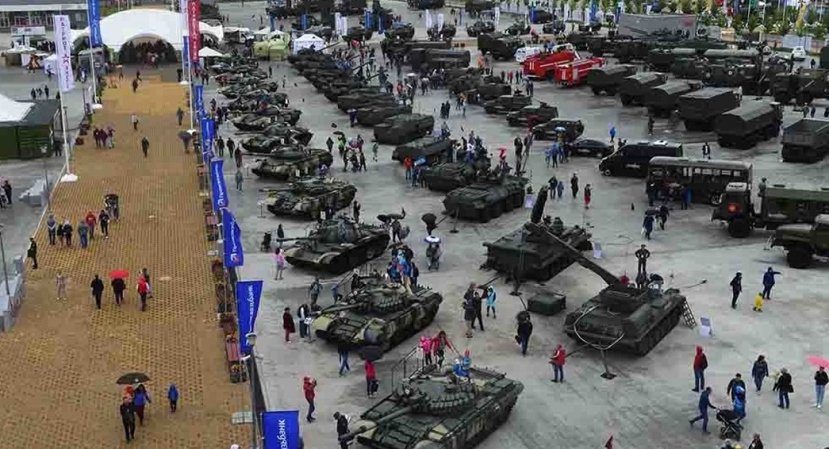 Російське озброєння на виставці "Армія-2020" / Фото: Олексій Куденко