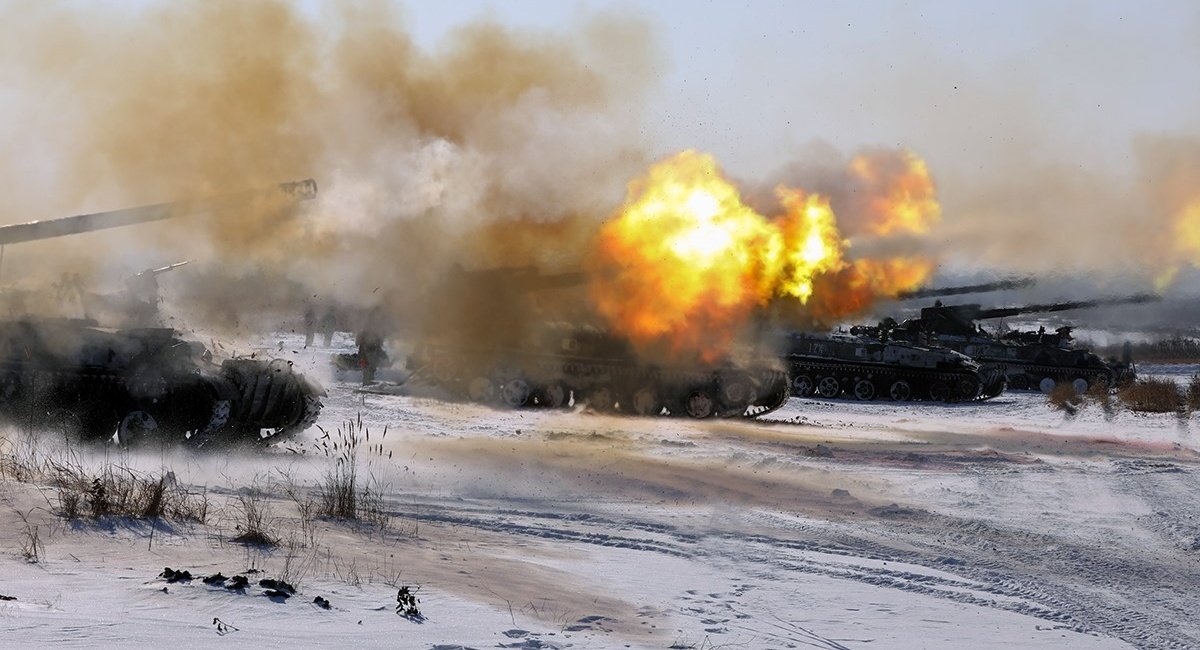 Армія РФ веде артилерійський вогонь, ілюстративне фото з відкритих джерел