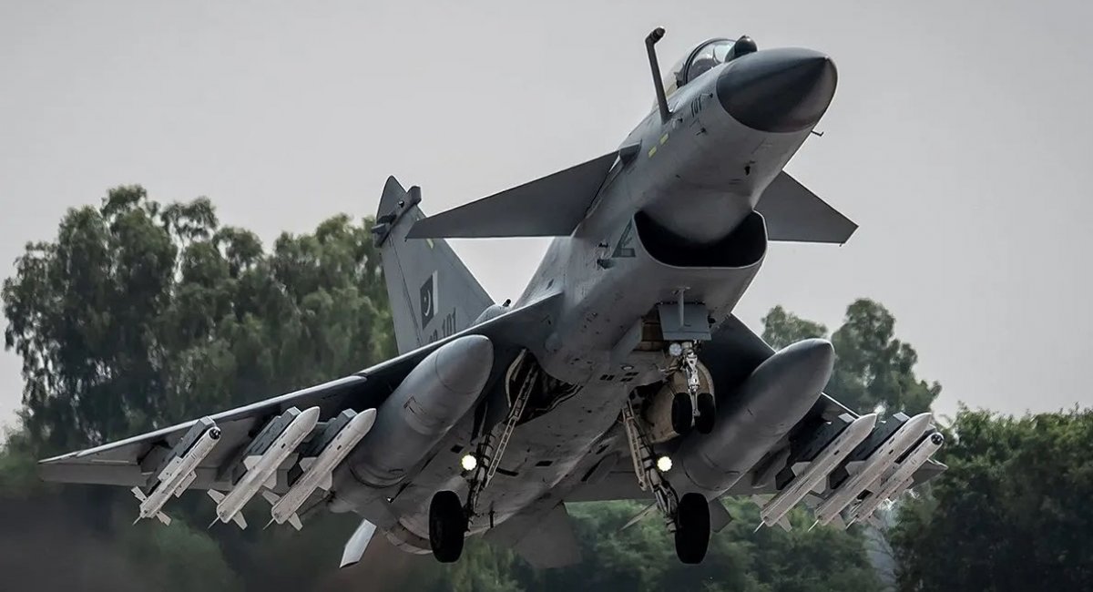 J-10C ПС Пакистану