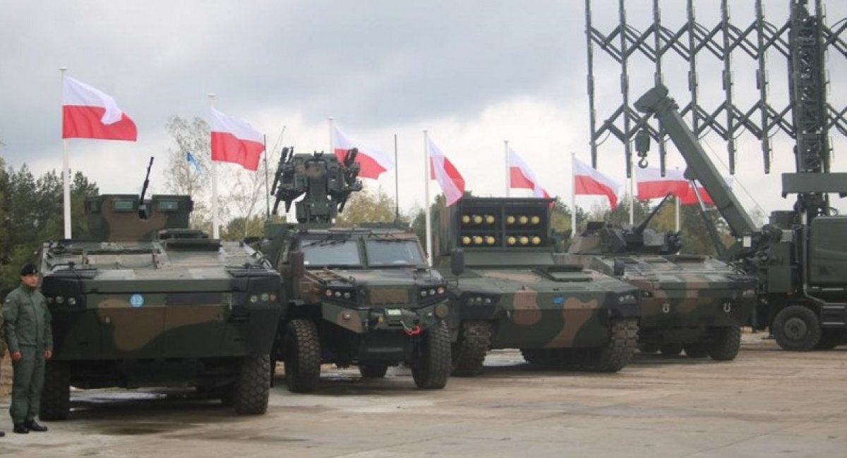 Як Польща планує оновлювати військо