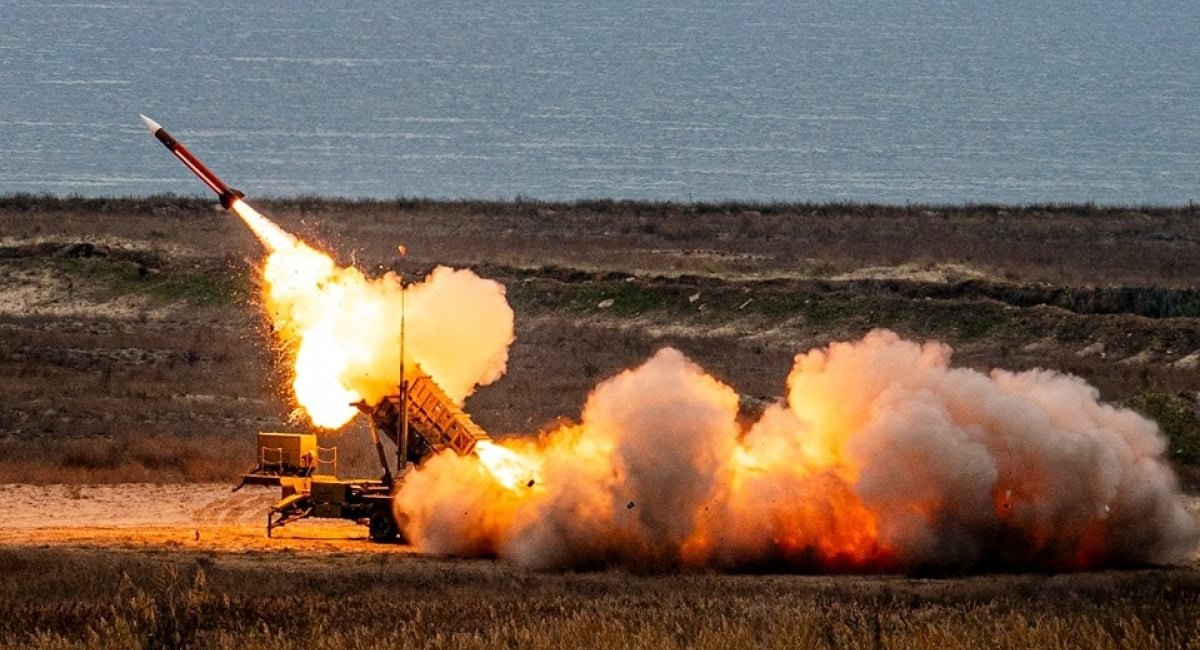 Румунія восени передала Україна Patrior, взамін очікує батарею з новітньою крутою РСЛ на 360 градусів