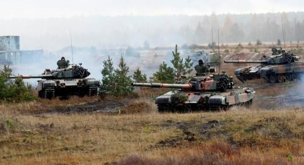 Танки PT-91 Twardy армії Польщі, архівне фото з відкритих джерел