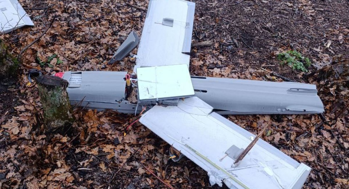 Російський дрон, ймовірно "Молния", з терміналом mini-Starlink, фото з соцмереж Сергія "Флеша" Бескрестнова