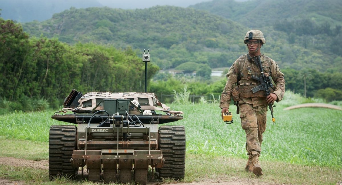 Американський військовий та наземний роботизований комплекс, 2016 рік. Фото - U.S. Air Force