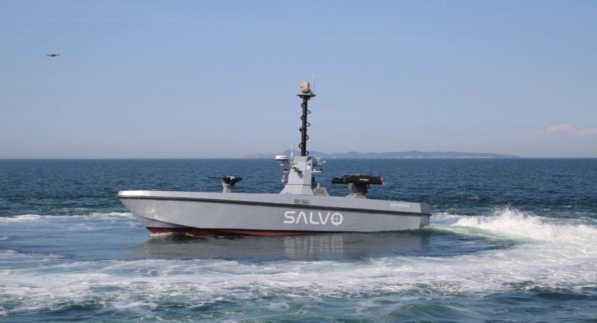 Морський дрон Salvo під час випробувань в Туреччині