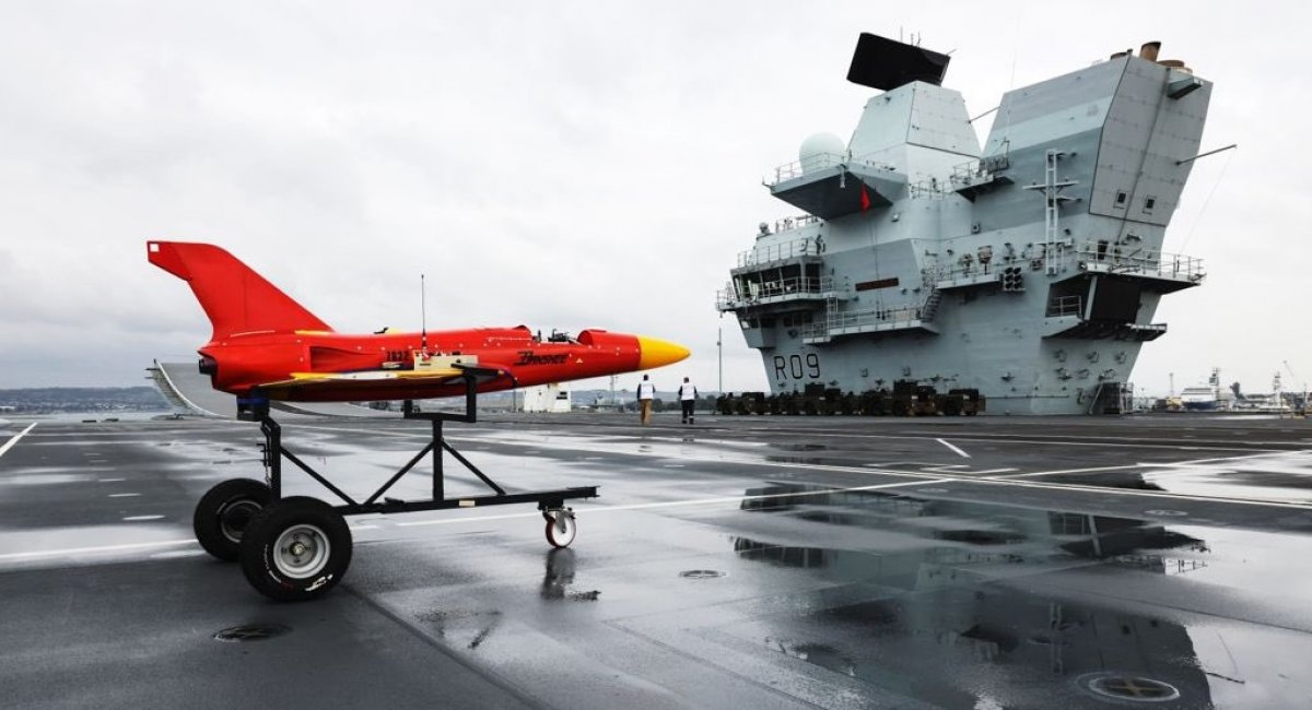 Британський авіаносець HMS Prince of Wales не обладнаний катапультою для запуску літальних апаратів