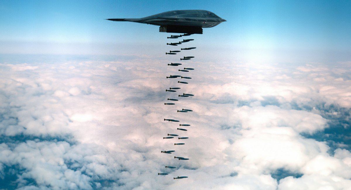 B-2 Spirit виконує "килимове бомбардування" (оригінальне фото розширшене, всі фото: US DoD)