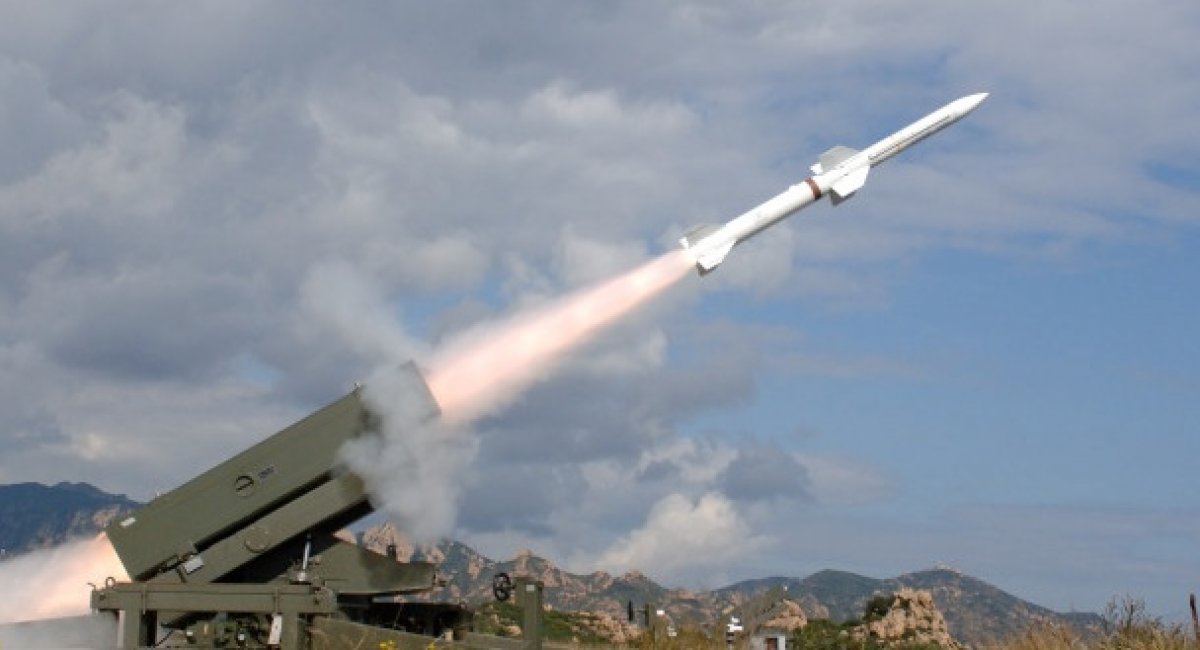 Пуск зенітної ракети Aspide 2000 іспанського ЗРК Skyguard-Aspide, ілюстративне фото з відкритих джерел