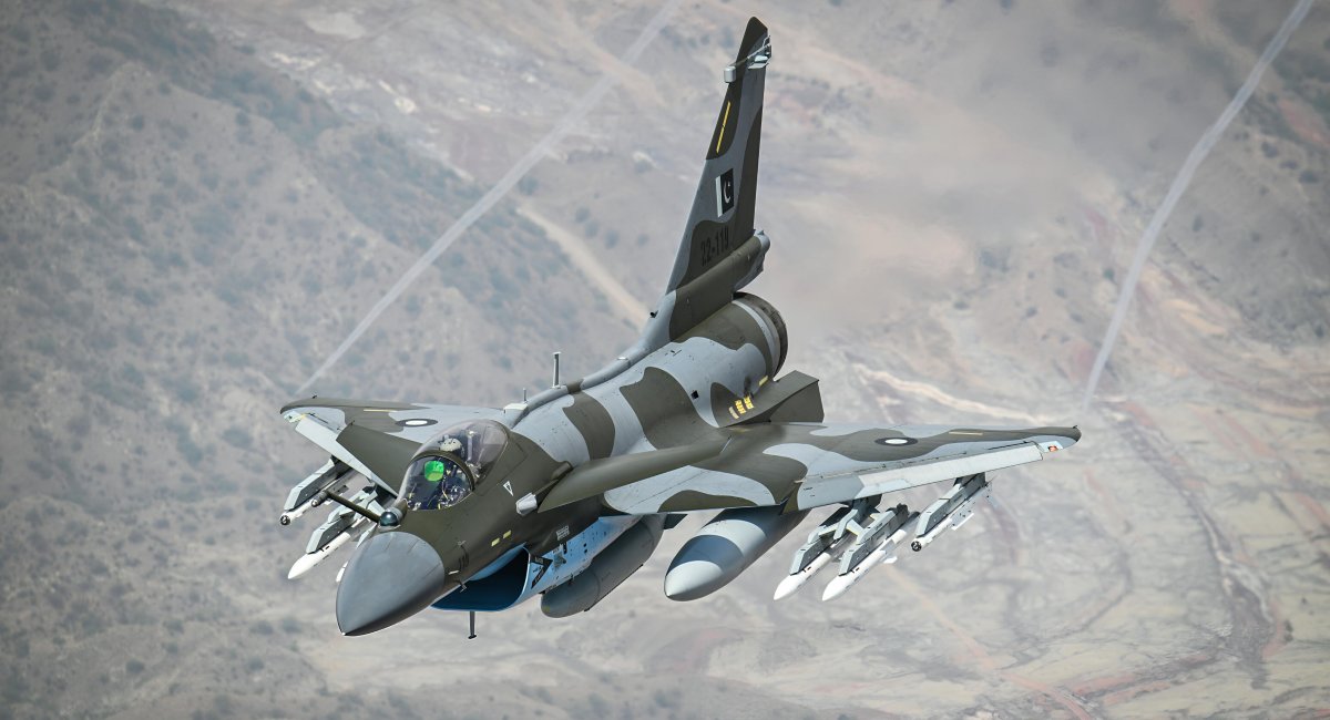 J-10CE ПС Пакистану