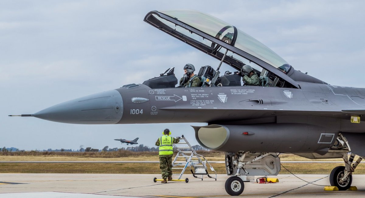 F-16 ПС Аргентини (всі фото: Fuerza Aérea Argentina) 