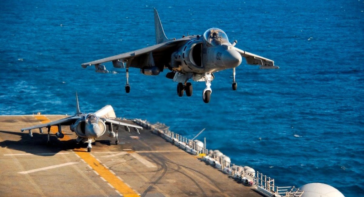 AV-8B Harrier (всі фото: US DoD)