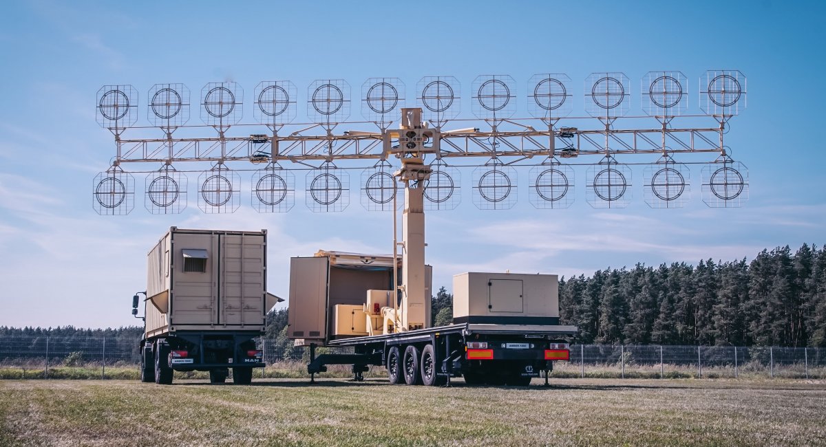 Наземна мобільна станція радіолокації VHF діапазону AMBER-1800 / Фото: LiTak-Tak