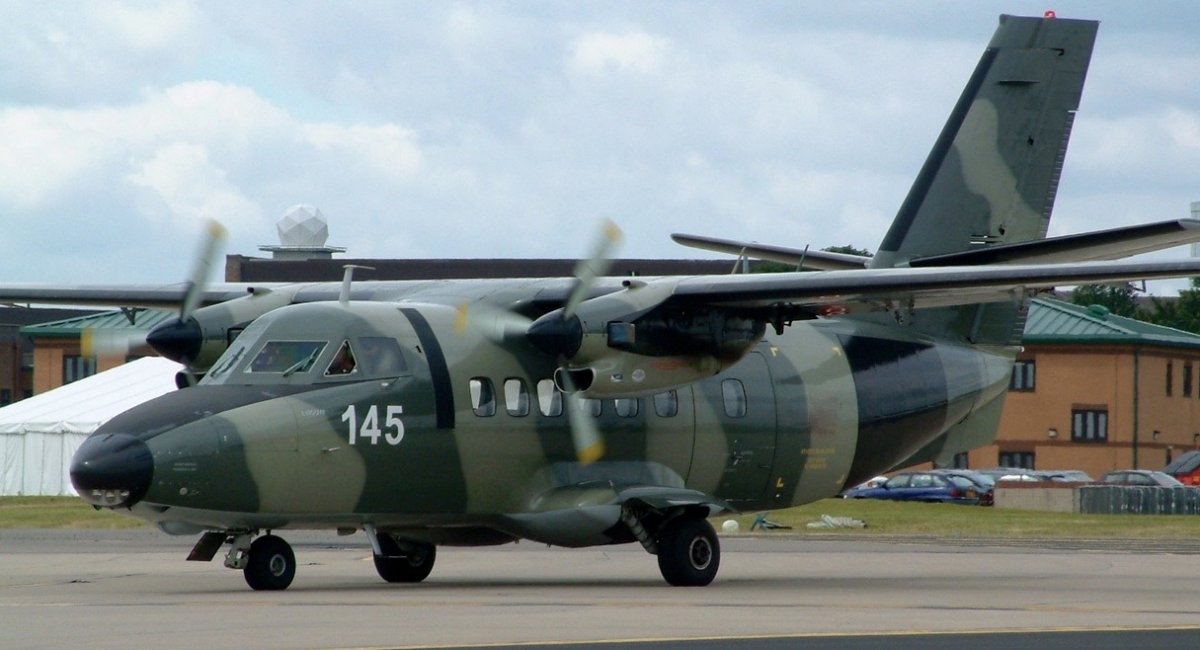 Уральська гірничо-металургійна компанія (УГМК) з 2008 року володіє чеським авіазаводом Aircraft Industries, що випускає літаки L-410