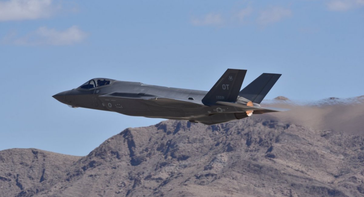 Винищувач 5-го покоління F-35. Фото: US DoD