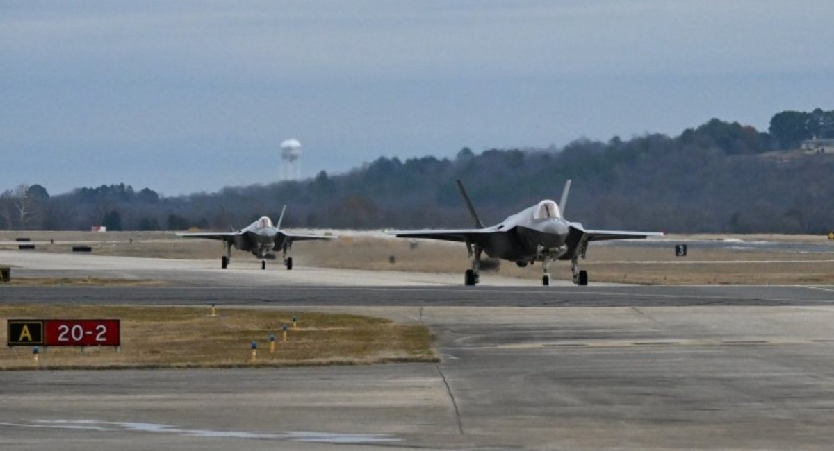 Перші два F-35 для ВПС Польщі на авіабазі "Еббінг", грудень 2024 року, фото - US Air Force
