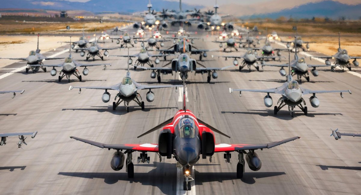 "Прогулянка слонів" ПС Туреччини