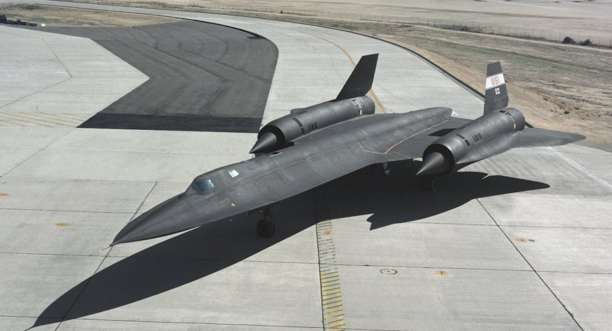 SR-71 Blackbird з бортовим номером 844 що належить NASA, 1994 рік. Фото - NASA