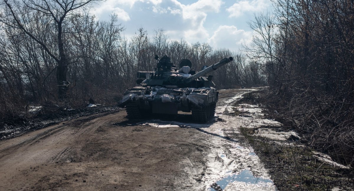 Знищений танк ворога в боях з 93-ою бригадою ЗСУ, фото з відкритих джерел