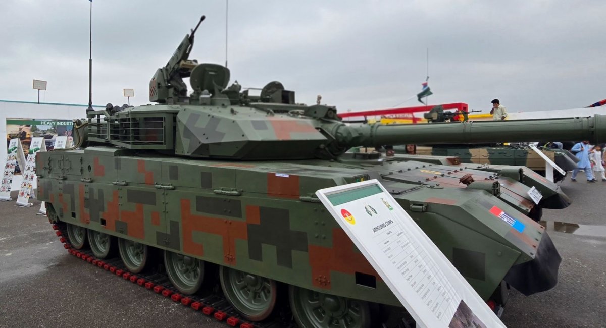 Пакистан розповів про виробництво Haider як копії конкурента танка "Оплот", до якого були харківські Т-80УД