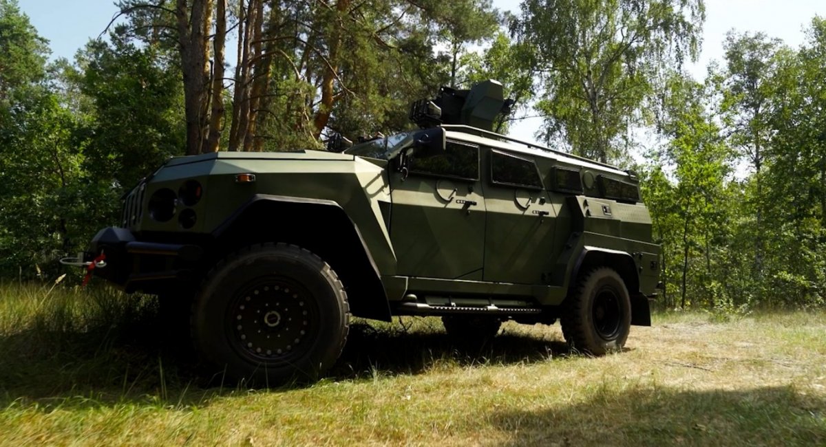 Оновлений бронеавтомобіль "Новатор", фото — "Українська бронетехніка"