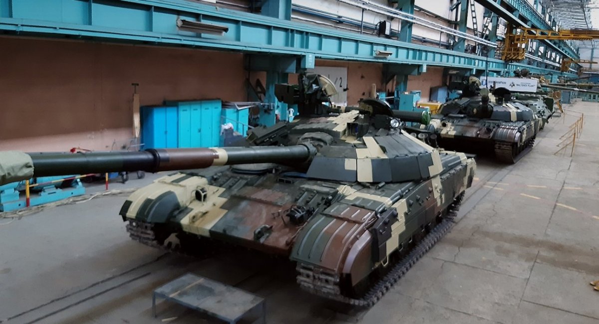 Відновлені та модернізовані на ДП "Завод імені В.О. Малишева" танки БМ "Булат"