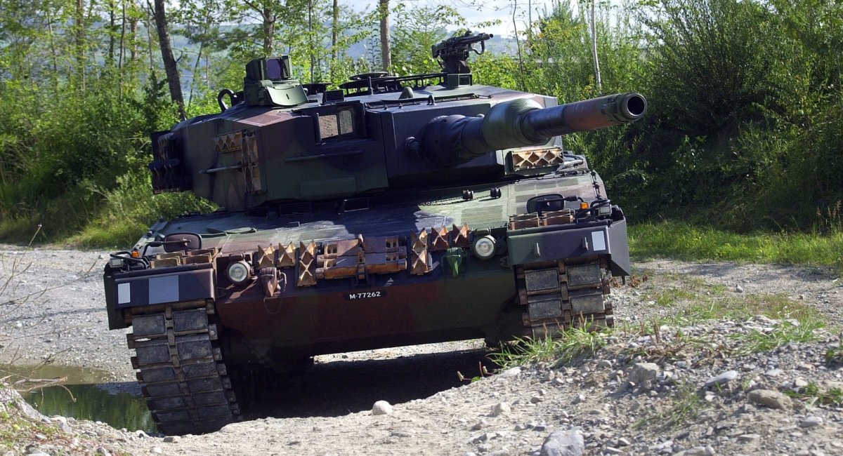 Швейцарський Pz 87, ліцензійна копія Leopard 2A4, зображення наводить Bloomberg