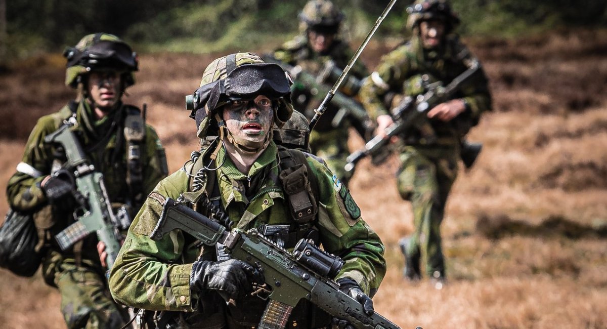 Швеція все ще на шляху до НАТО: Угорщина нарешті ратифікувала заявку, але ще може тиснути на гальма